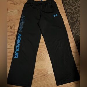 Youth Under Armour athletic pants